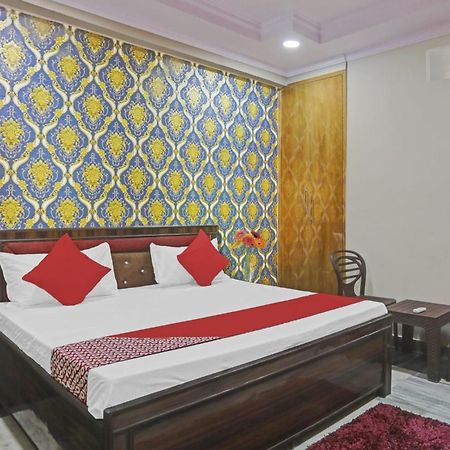 Super Hotel O Metro Inn Near Worlds Of Wonder Kālkāji Devi Εξωτερικό φωτογραφία